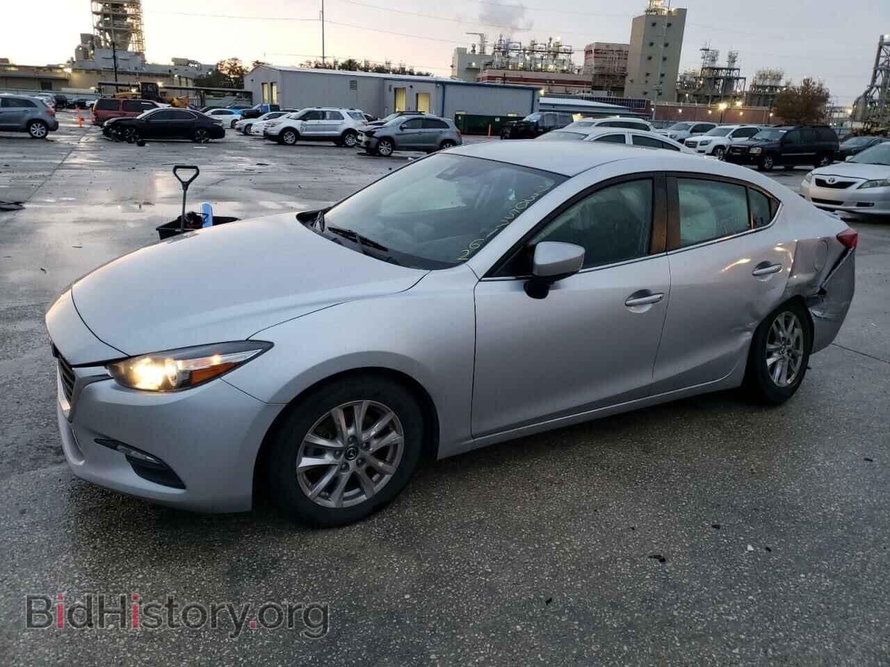 Photo 3MZBN1U74JM217909 - MAZDA 3 2018