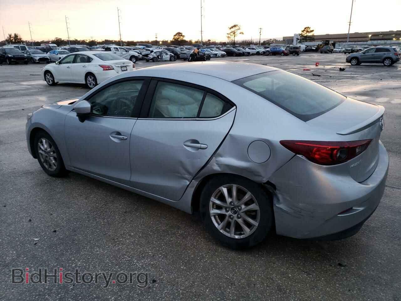 2018 MAZDA 3 - VIN: 3MZBN1U74JM217909 - Фото 2