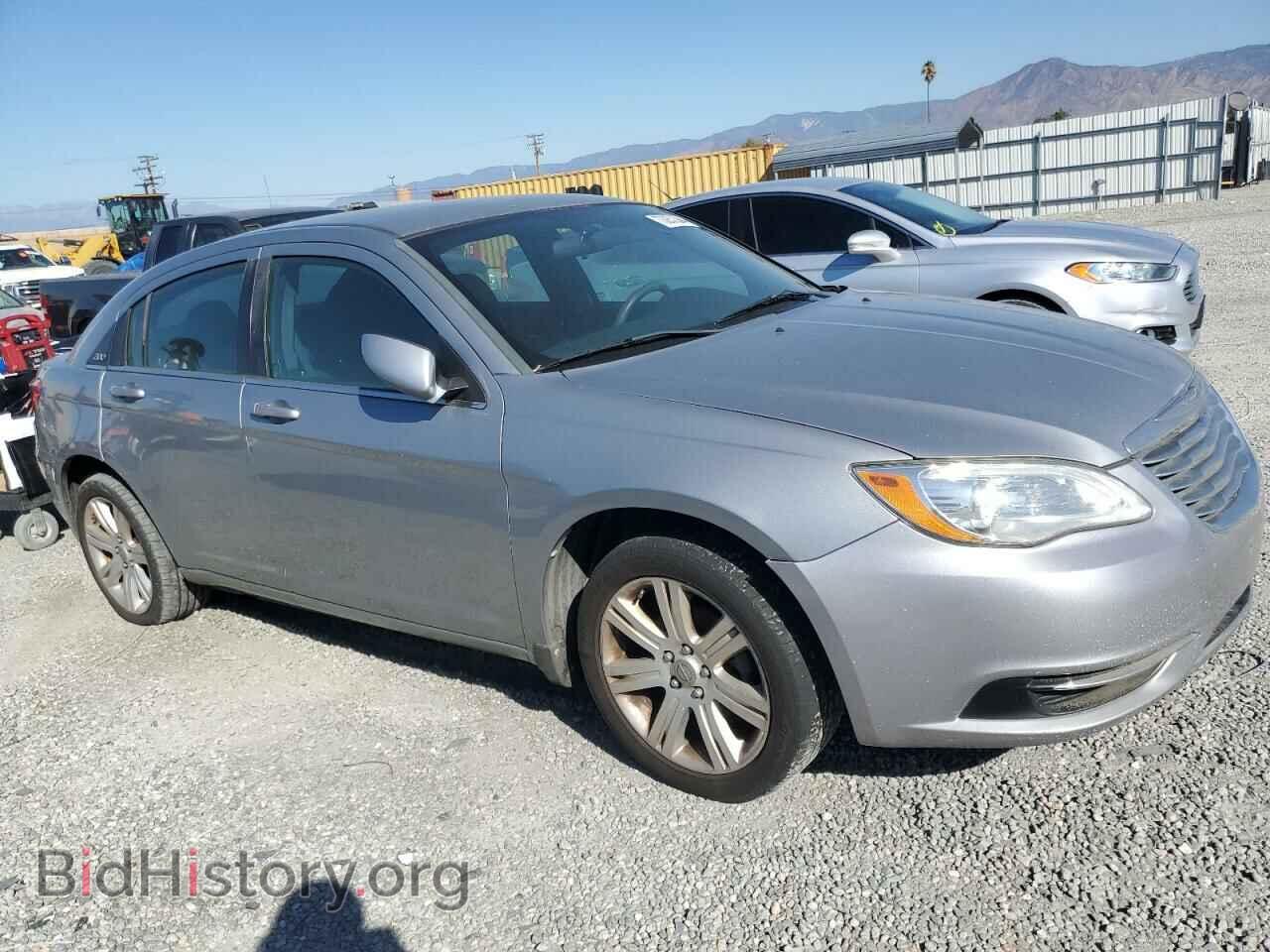 2013 CHRYSLER 200 - VIN: 1C3CCBAB7DN640011 - Фото 4