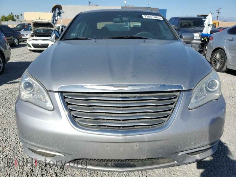2013 Chrysler 200 (VIN 1C3CCBAB7DN640011) — фото 5 из 12