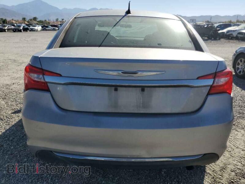 2013 Chrysler 200 (VIN 1C3CCBAB7DN640011) — фото 6 из 12