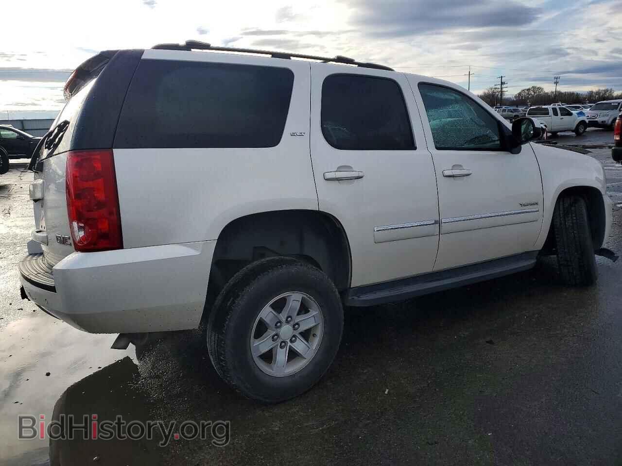 2011 GMC YUKON - VIN: 1GKS2CE08BR191389 - Фото 3