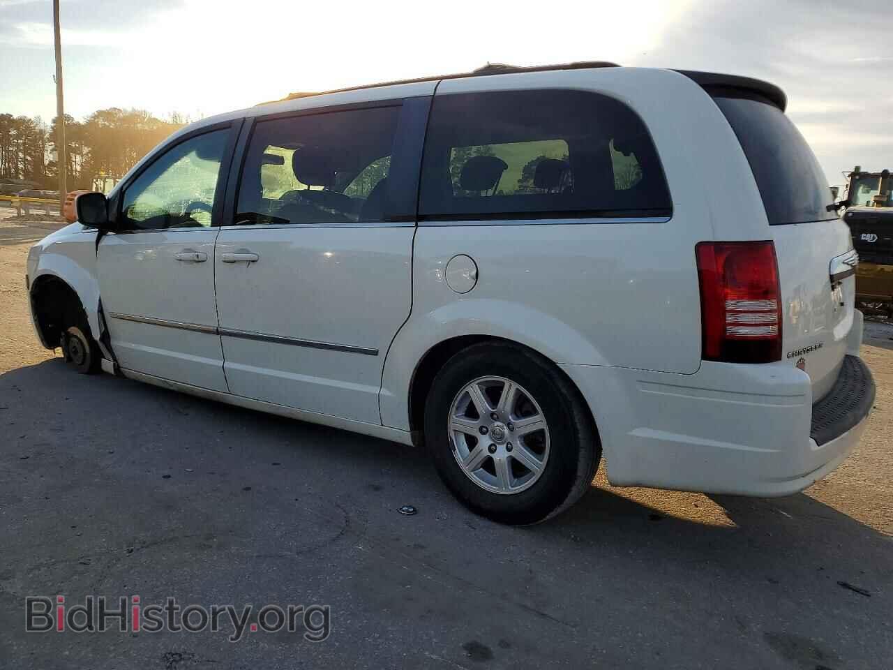 2010 CHRYSLER MINIVAN - VIN: 2A4RR5D16AR266654 - Фото 2