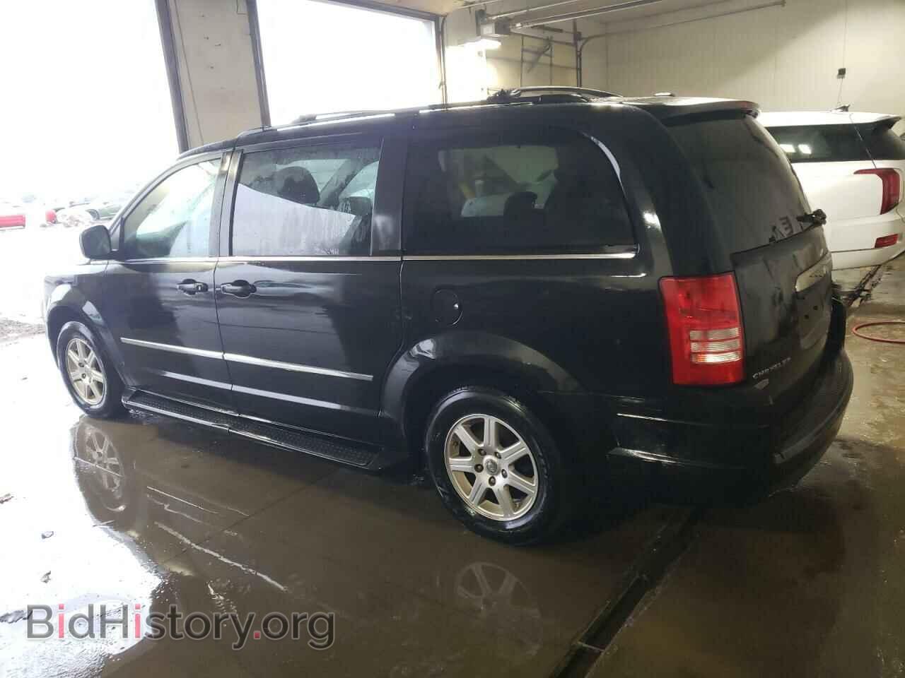 2010 CHRYSLER MINIVAN - VIN: 2A4RR5D1XAR217845 - Фото 2
