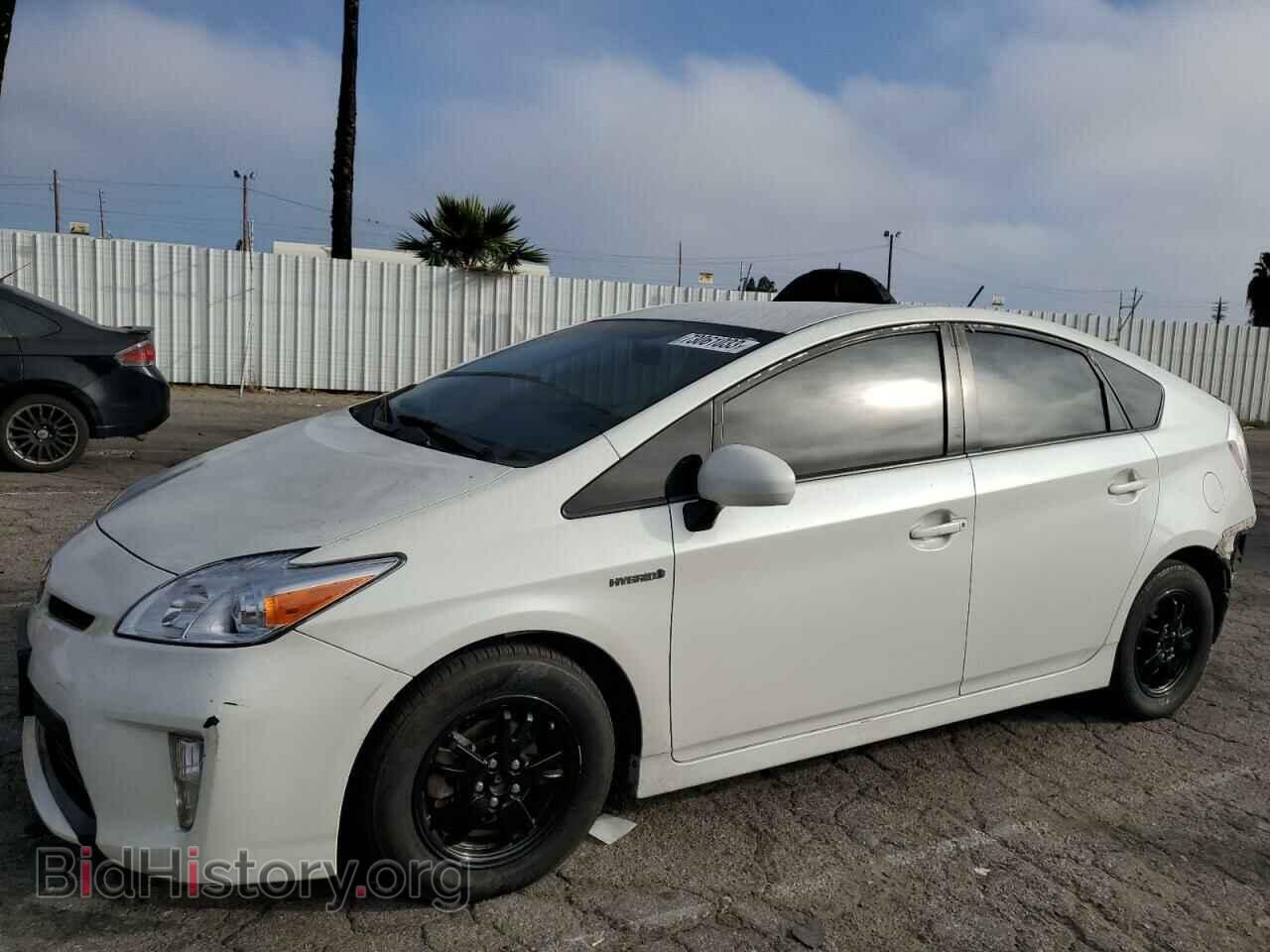 Фотография JTDKN3DU6F0436367 - TOYOTA PRIUS 2015