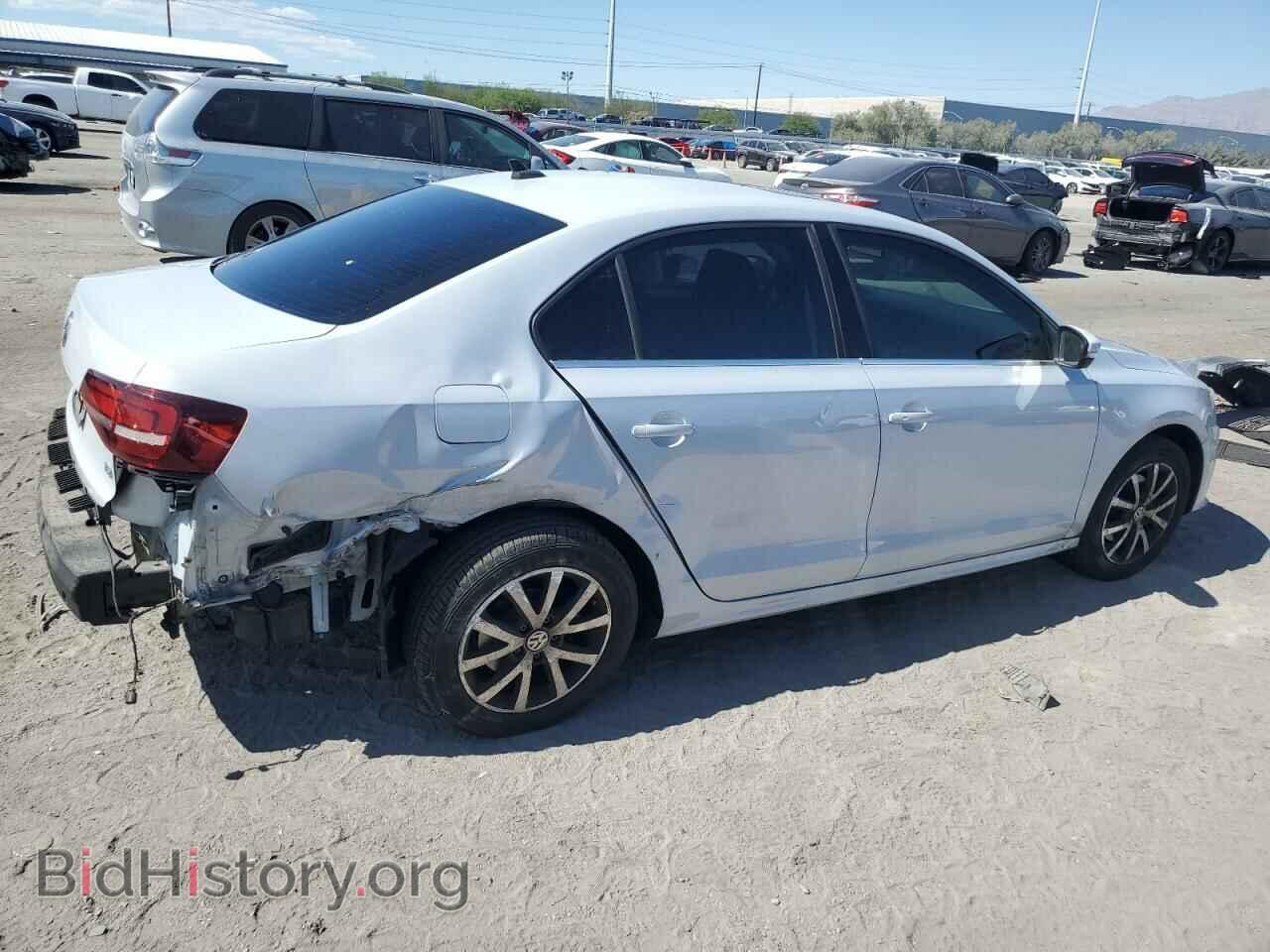 2017 VOLKSWAGEN JETTA - VIN: 3VWDB7AJ0HM411884 - Фото 3