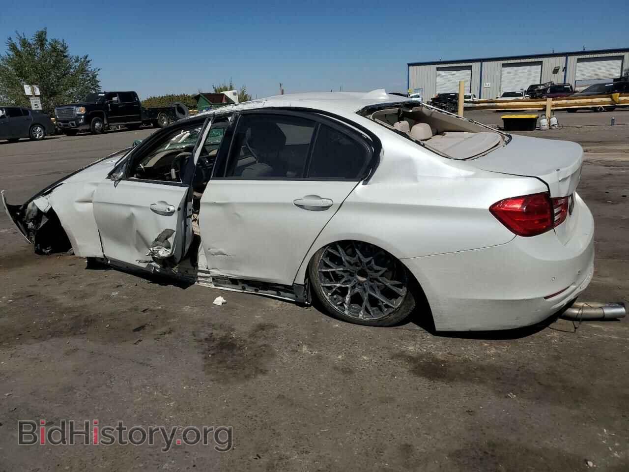 2013 BMW 3 SERIES - VIN: WBA3C1C56DF442864 - Фото 2