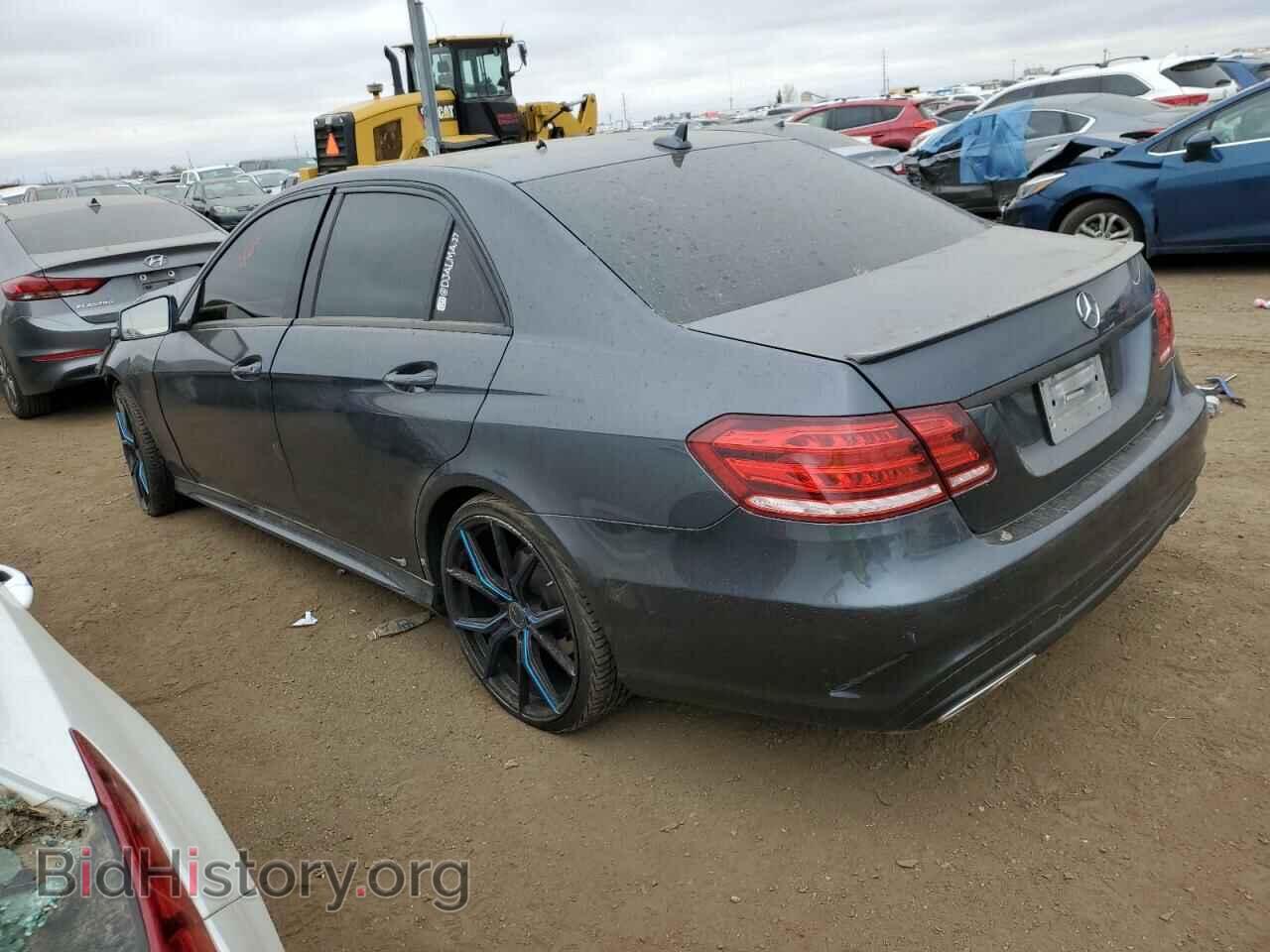 2015 MERCEDES-BENZ E-CLASS - VIN: WDDHF8JB8FB130871 - Фото 2