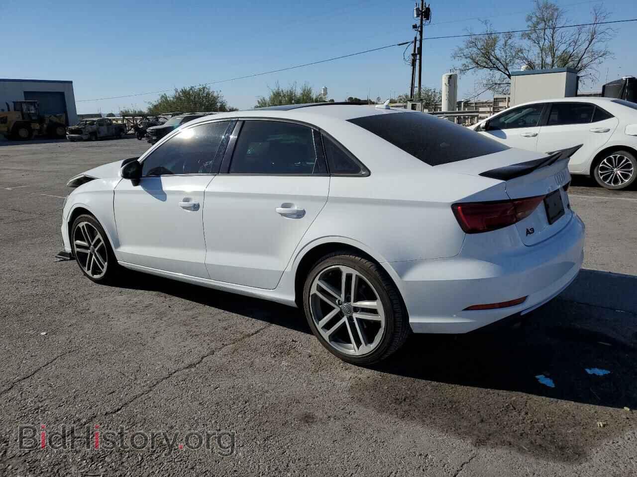 2017 AUDI A3 - VIN: WAUB8GFF2H1059723 - Фото 2