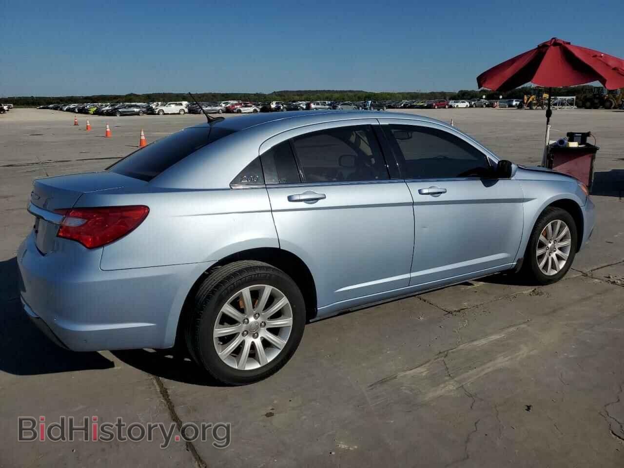 2014 CHRYSLER 200 - VIN: 1C3CCBBB2EN137700 - Фото 3