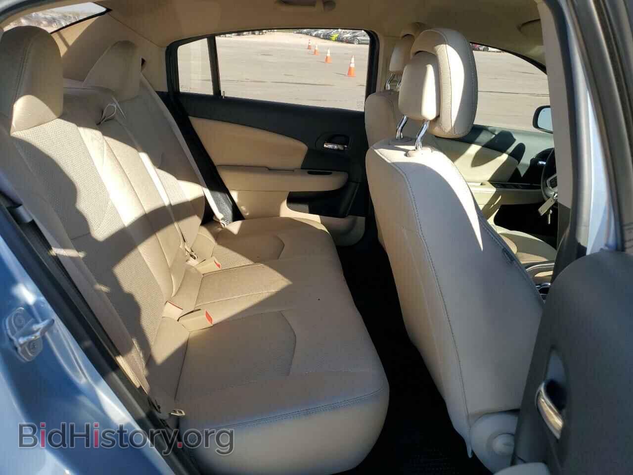 2014 CHRYSLER 200 - VIN: 1C3CCBBB2EN137700 - Фото 10