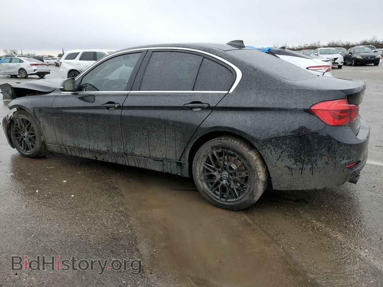 2017 BMW 3 SERIES - VIN: WBA8B9C53HK675945 - Фото 2