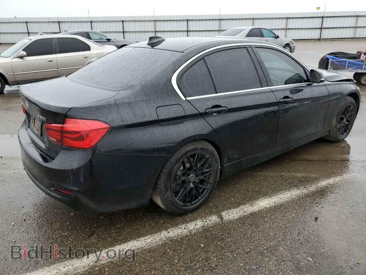 2017 BMW 3 SERIES - VIN: WBA8B9C53HK675945 - Фото 3