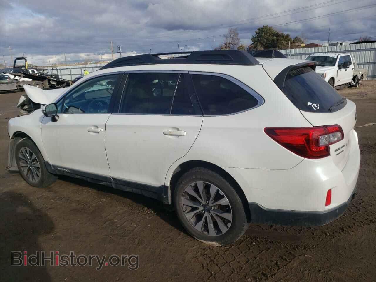 2017 SUBARU OUTBACK - VIN: 4S4BSANC1H3267181 - Фото 2