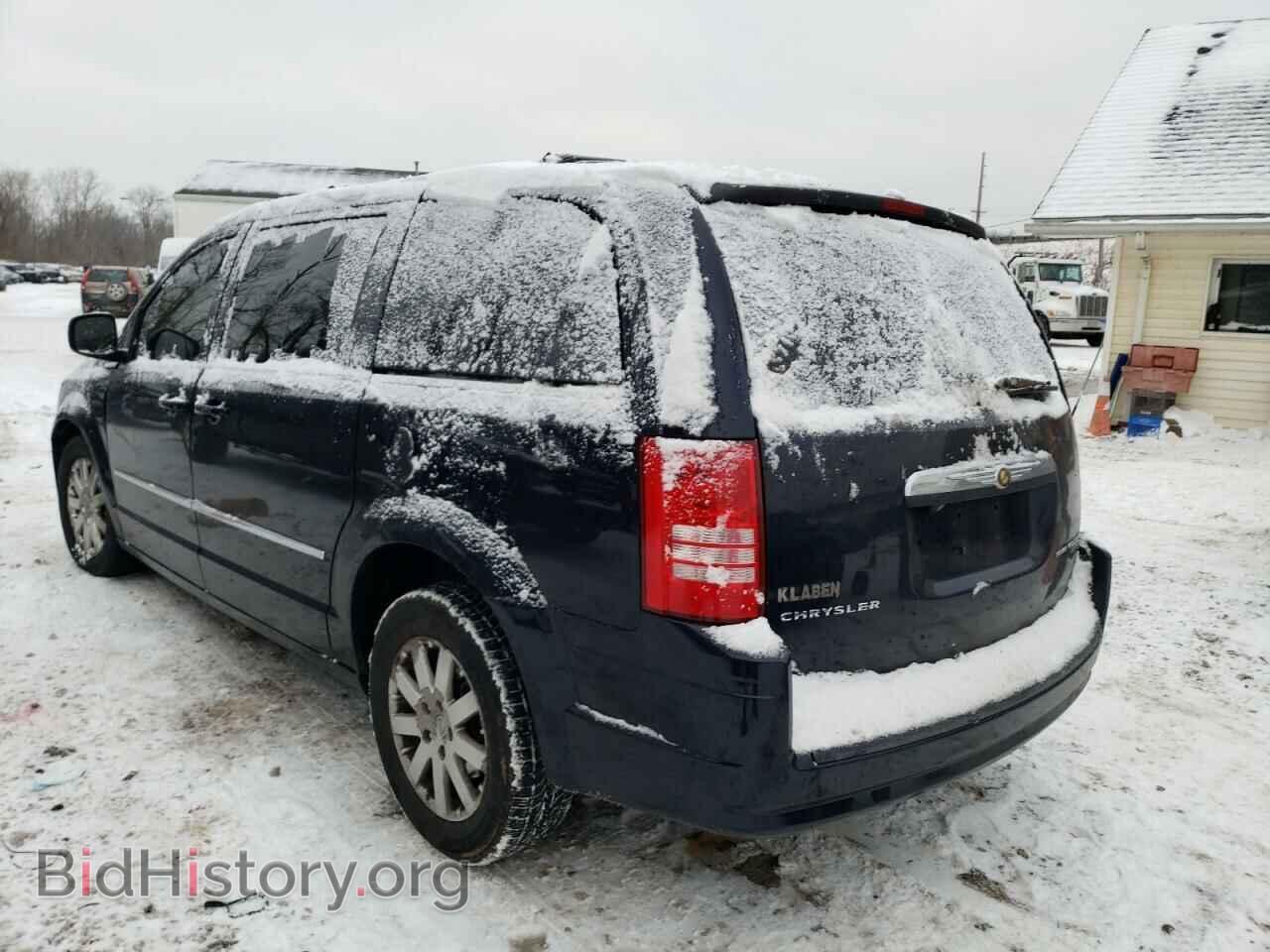 2010 CHRYSLER MINIVAN - VIN: 2A4RR5D19AR148422 - Photo 2