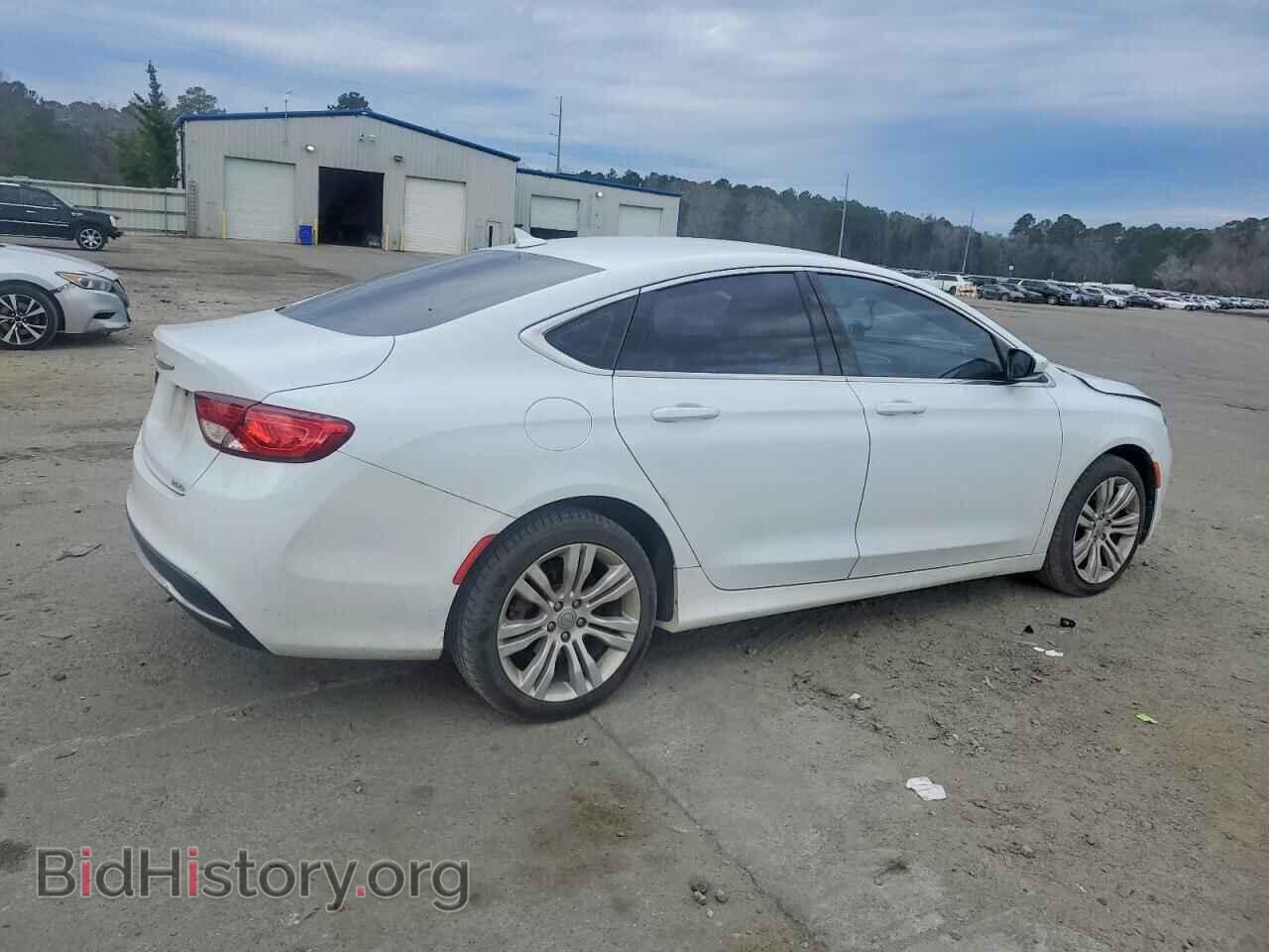 2016 CHRYSLER 200 - VIN: 1C3CCCAB6GN103527 - Фото 3