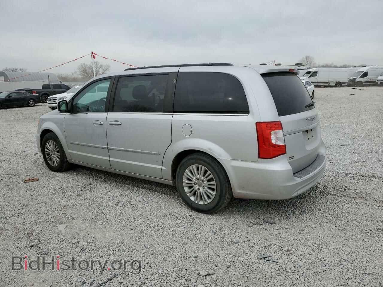 2011 CHRYSLER MINIVAN - VIN: 2A4RR8DG1BR799387 - Photo 2
