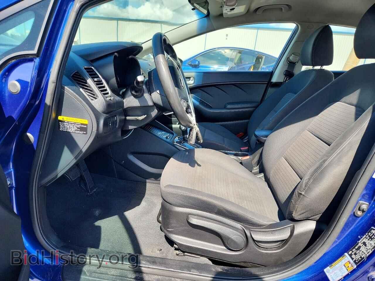 2017 KIA FORTE - VIN: 3KPFL4A75HE133621 - Photo 7