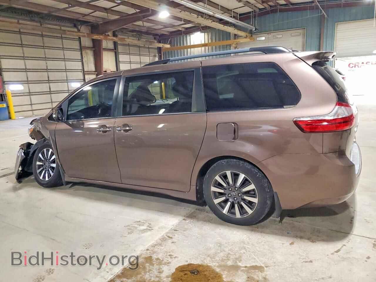 2018 TOYOTA All Models - VIN: 5TDYZ3DCXJS939511 - Фото 2