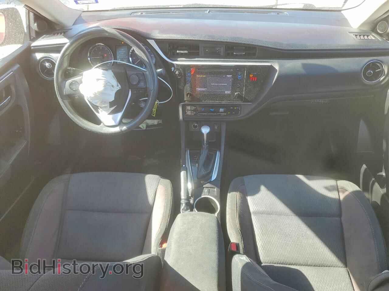 2018 TOYOTA COROLLA - VIN: 5YFBURHEXJP833992 - Фото 8