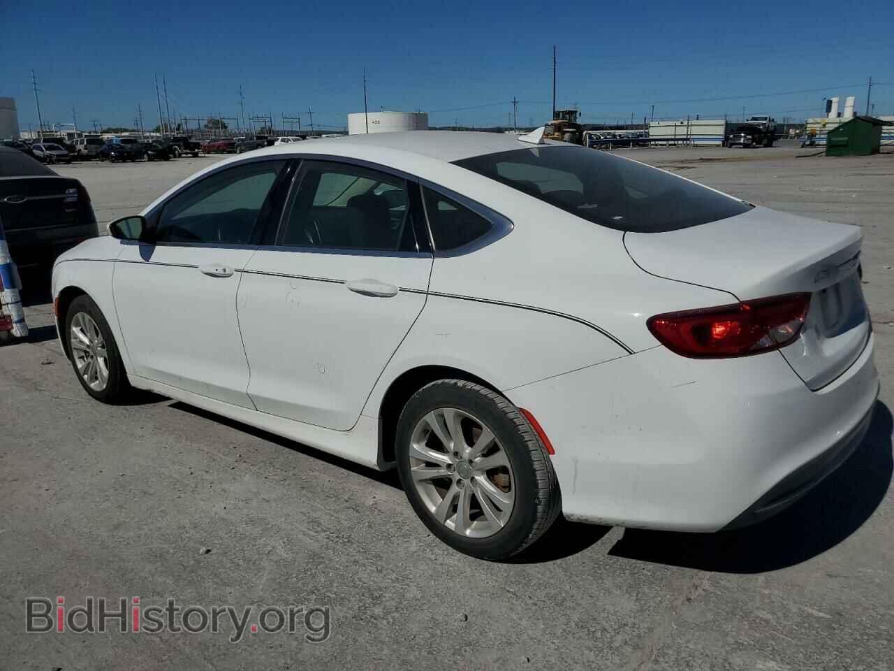 2016 CHRYSLER 200 - VIN: 1C3CCCAB7GN169357 - Фото 2
