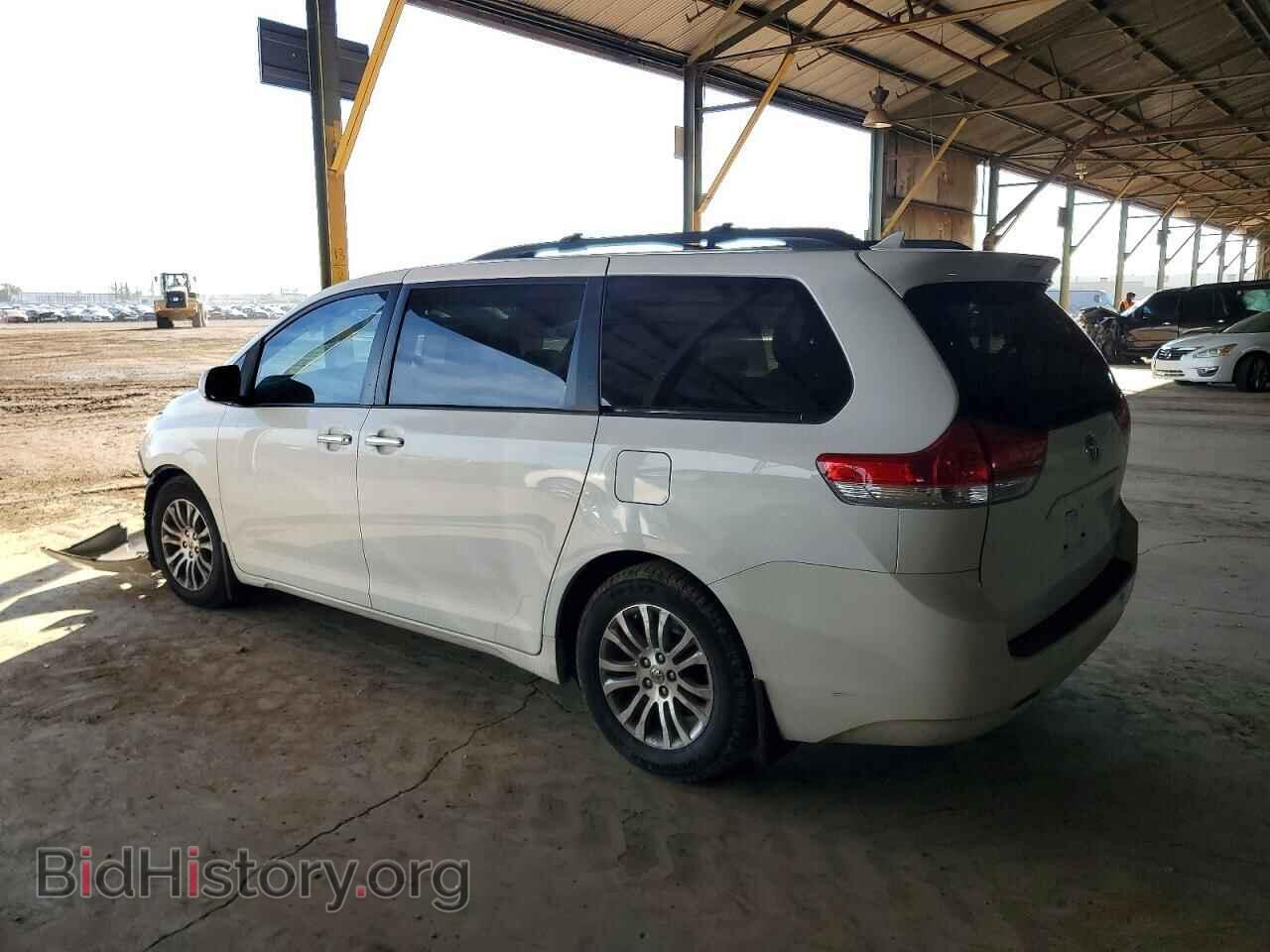 2011 TOYOTA All Models - VIN: 5TDYK3DC9BS172630 - Фото 2