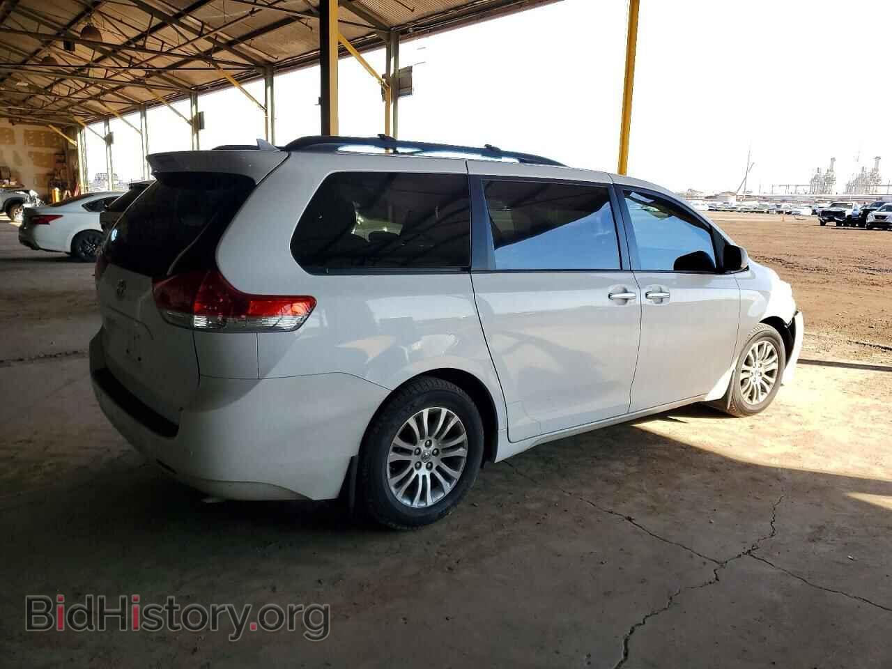 2011 TOYOTA All Models - VIN: 5TDYK3DC9BS172630 - Фото 3