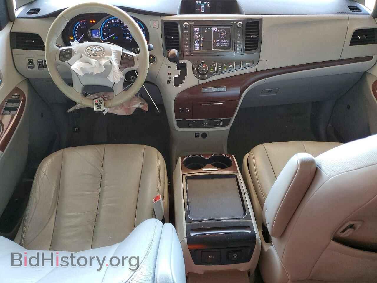 2011 TOYOTA All Models - VIN: 5TDYK3DC9BS172630 - Фото 8