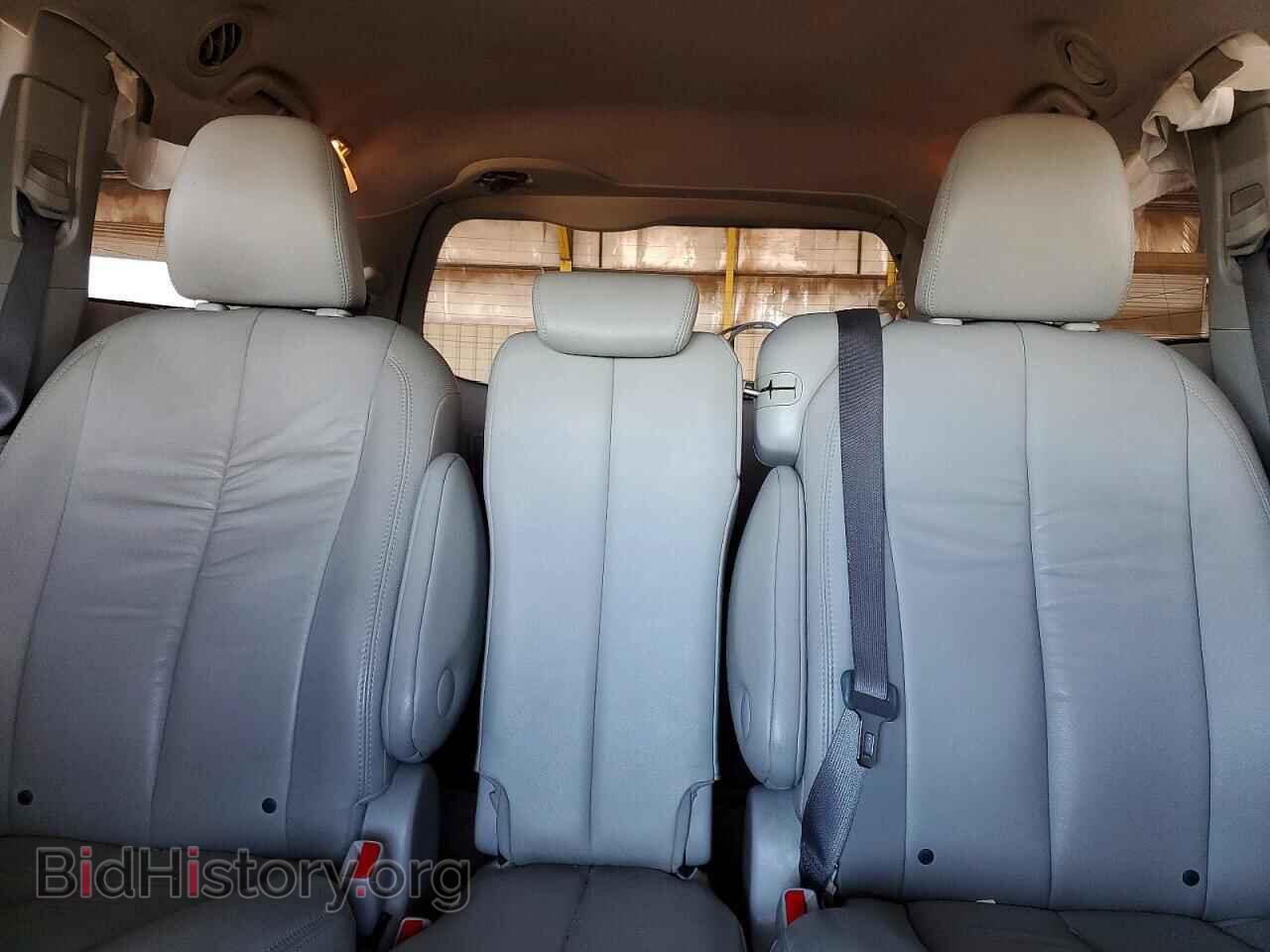 2011 TOYOTA All Models - VIN: 5TDYK3DC9BS172630 - Фото 10
