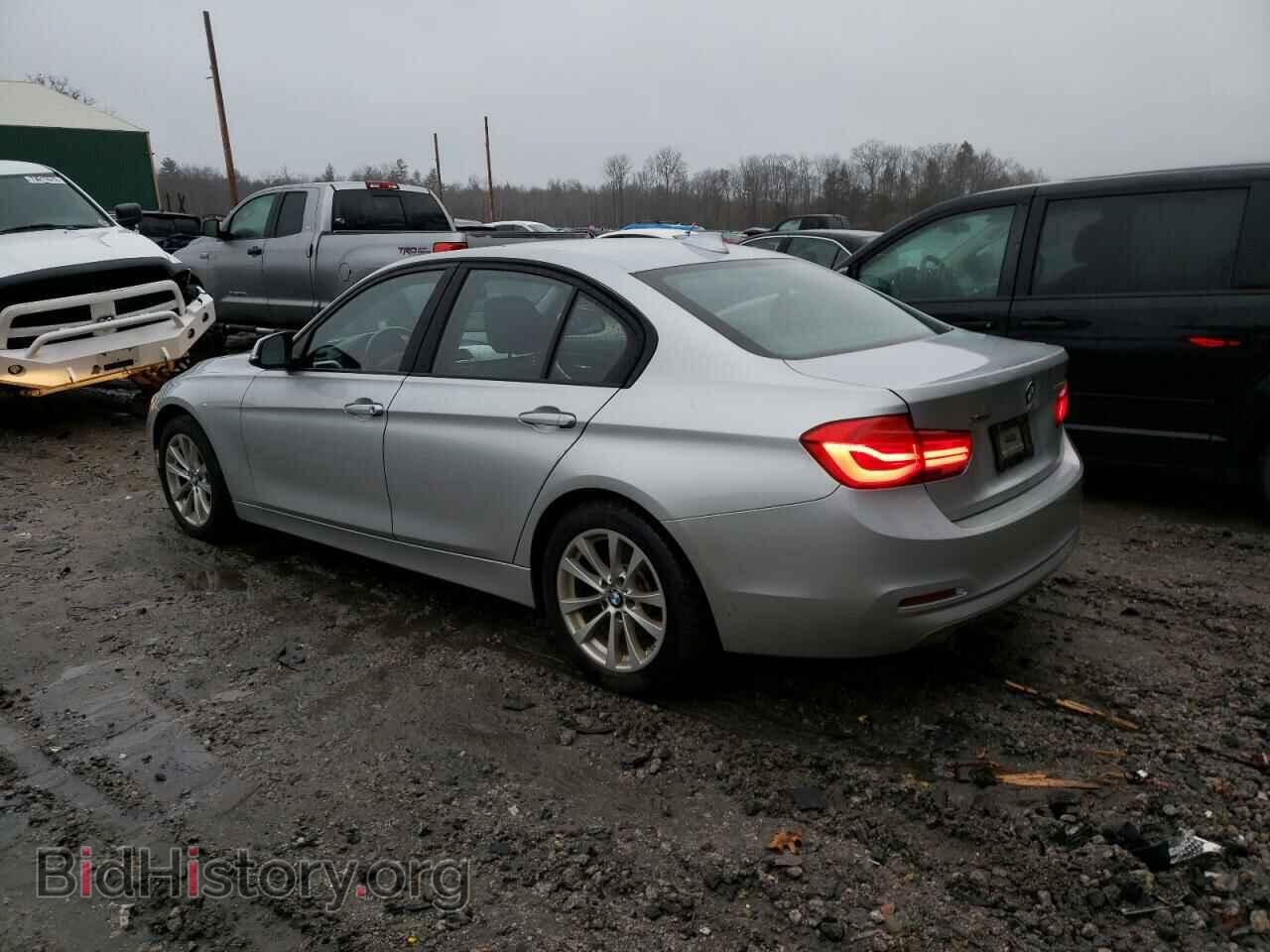 2016 BMW 3 SERIES - VIN: WBA8E5G59GNU21955 - Фото 2