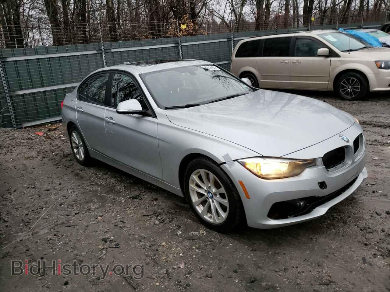 2016 BMW 3 SERIES - VIN: WBA8E5G59GNU21955 - Фото 4