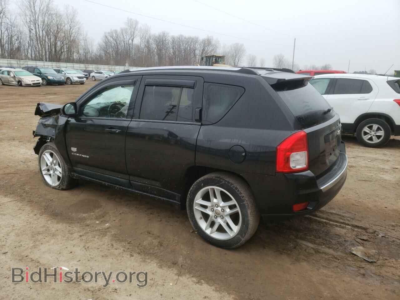 2011 JEEP COMPASS - VIN: 1J4NT5FB2BD167341 - Photo 2