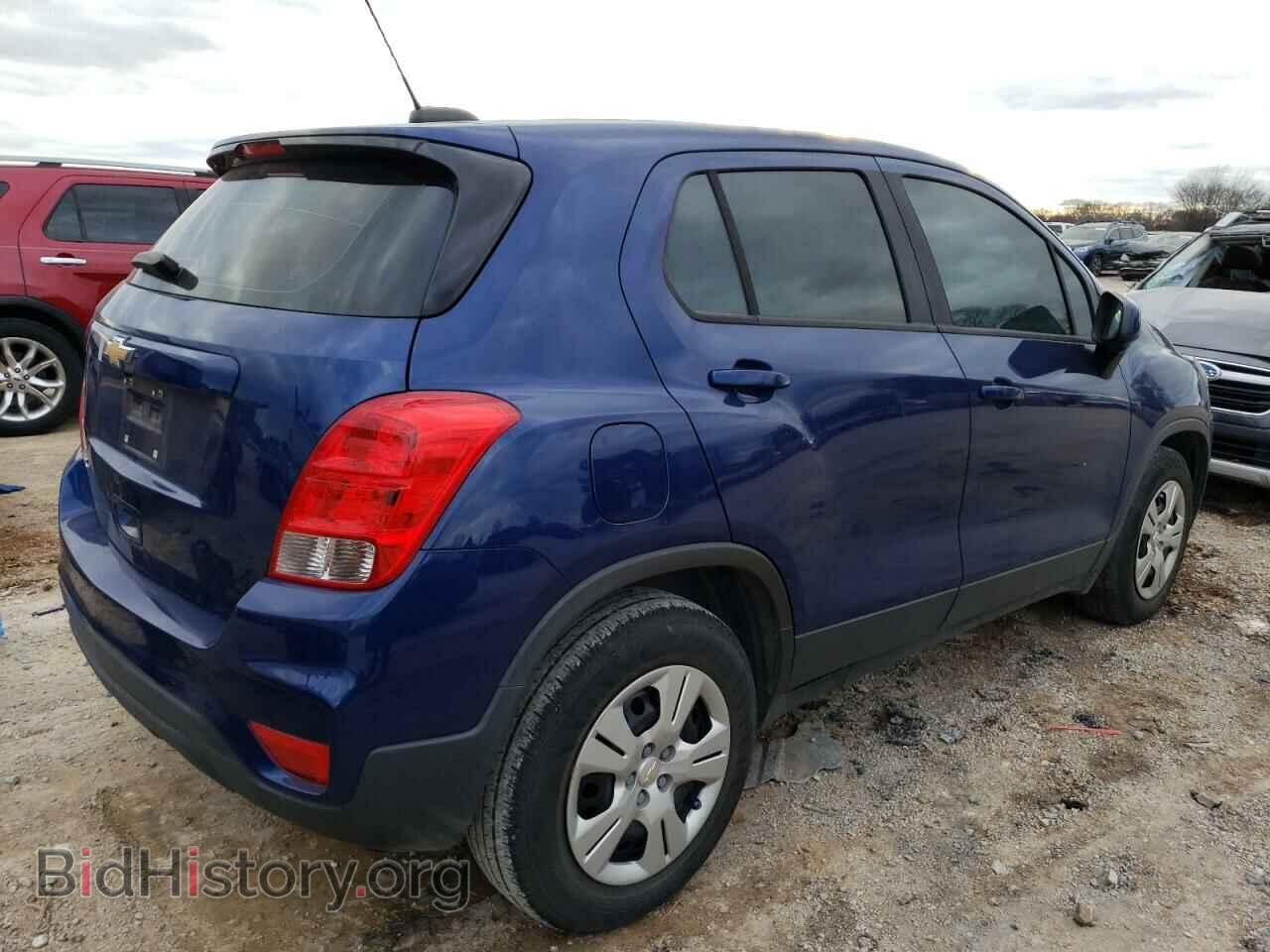 2017 CHEVROLET TRAX - VIN: 3GNCJKSB5HL190081 - Фото 3