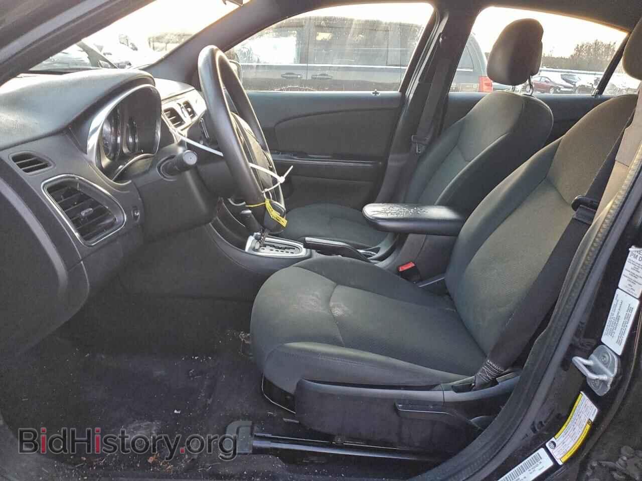 2012 CHRYSLER 200 - VIN: 1C3CCBAB8CN104005 - Photo 7