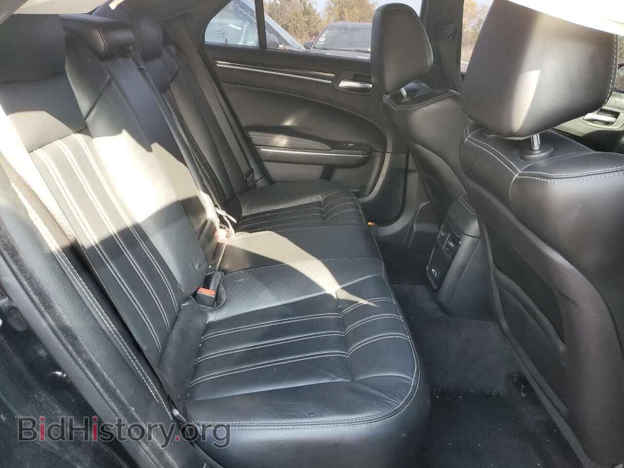 2017 CHRYSLER 300 - VIN: 2C3CCAGG5HH588308 - Фото 10