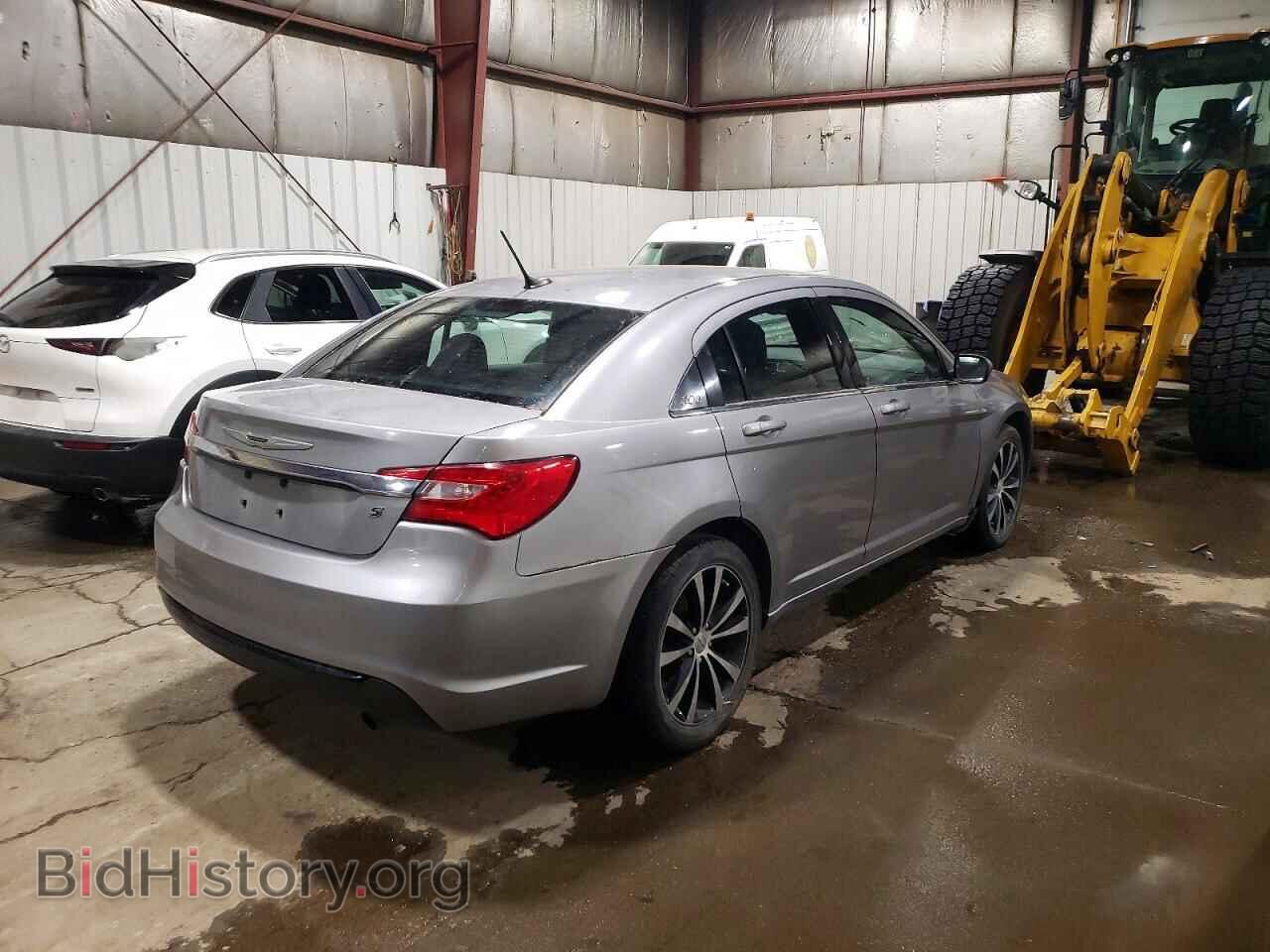 2013 CHRYSLER 200 - VIN: 1C3CCBBB6DN602588 - Фото 3