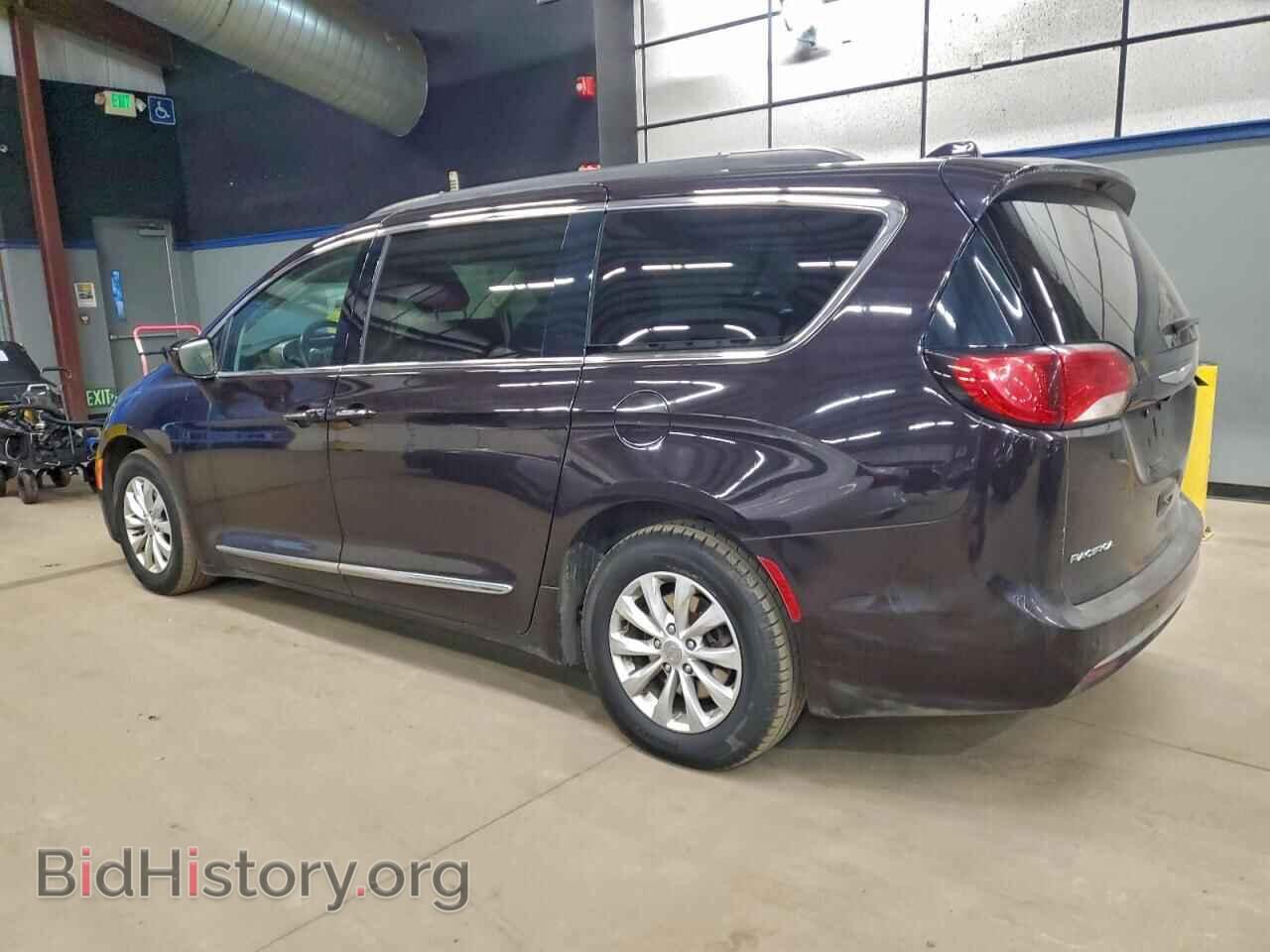 2017 CHRYSLER PACIFICA - VIN: 2C4RC1BG6HR703294 - Photo 2