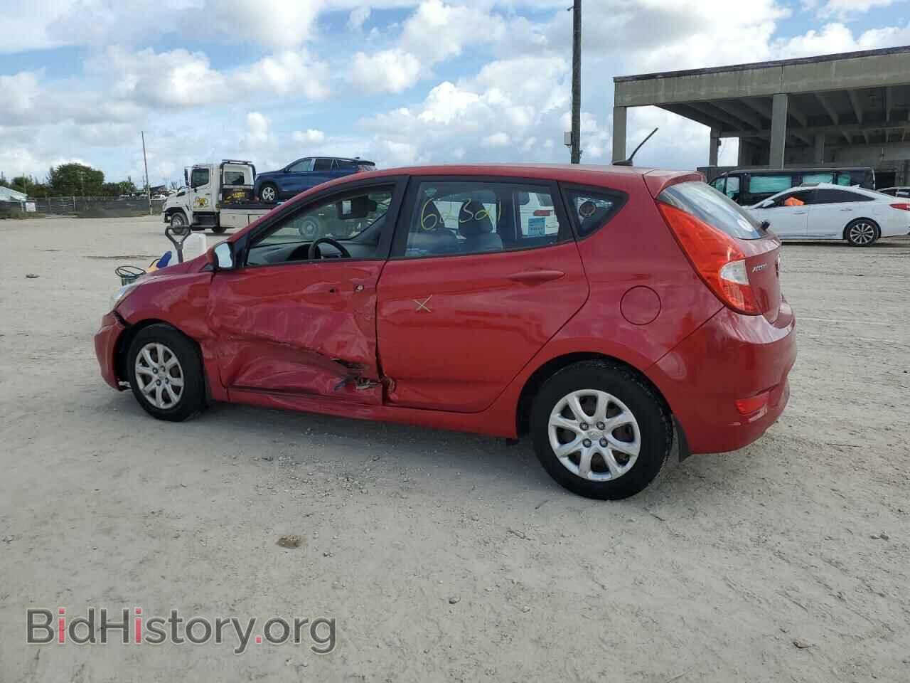 2013 HYUNDAI ACCENT - VIN: KMHCT5AE0DU125716 - Фото 2