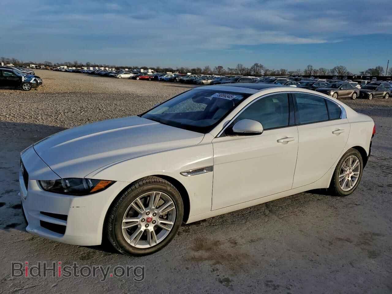 Photo SAJAD4BG9HA957258 - JAGUAR XE 2017