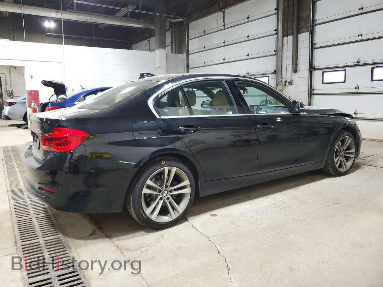 2017 BMW 3 SERIES (VIN WBA8D9G52HNT91449) — фото 3 из 15