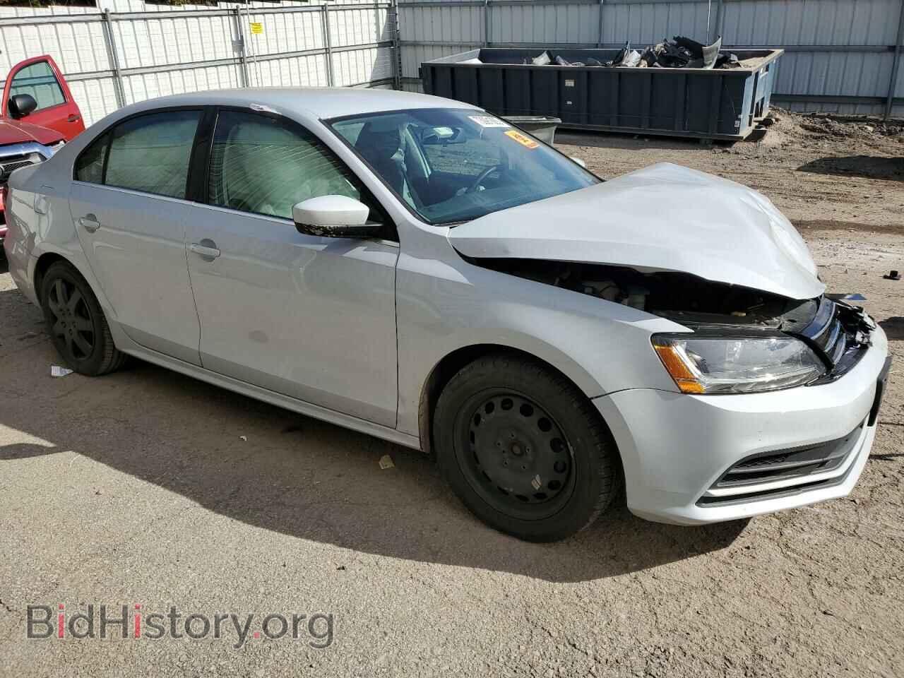 2017 VOLKSWAGEN JETTA - VIN: 3VW2B7AJ8HM380021 - Photo 4