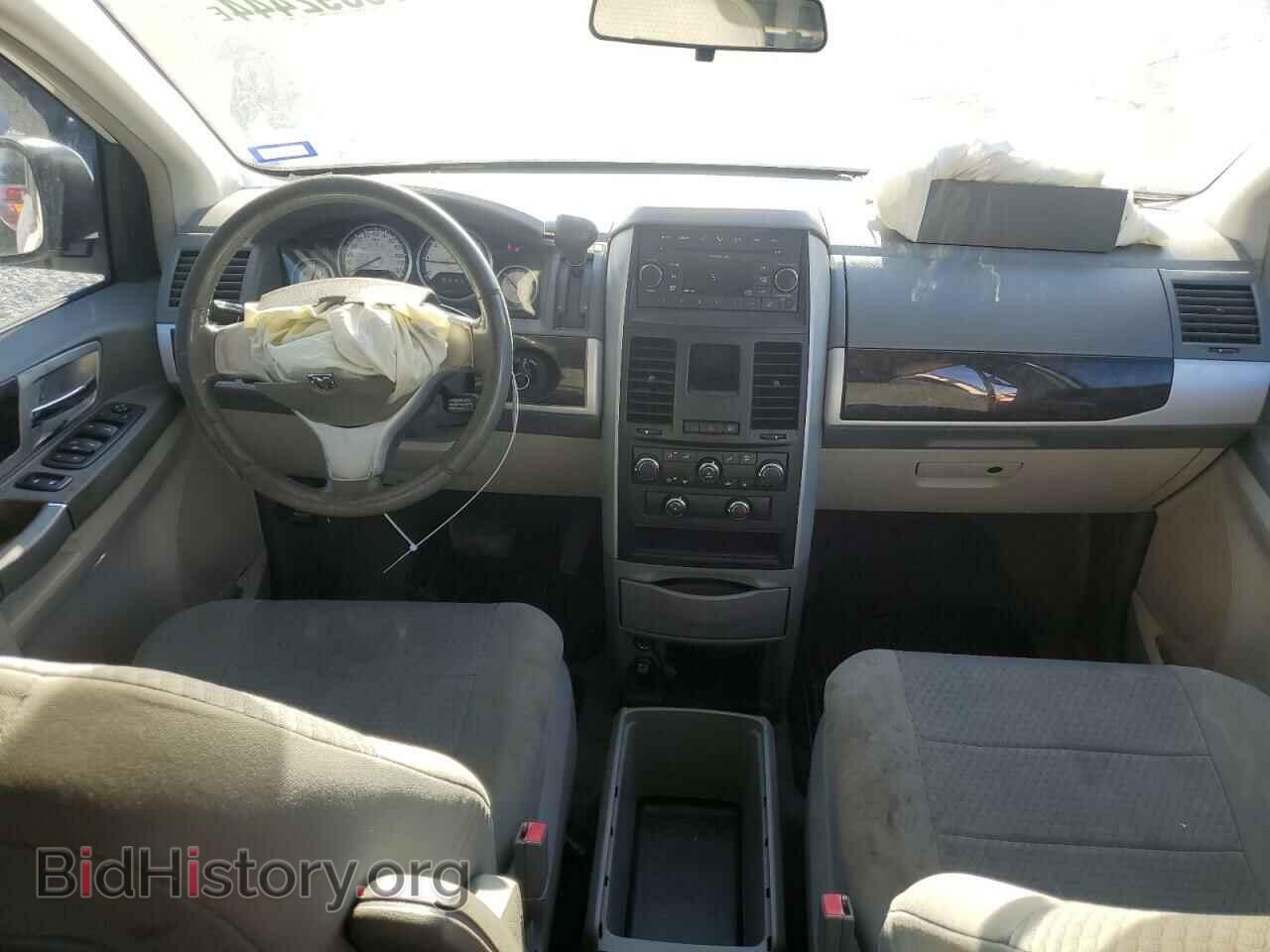 2010 DODGE CARAVAN - VIN: 2D4RN5D11AR100210 - Фото 8