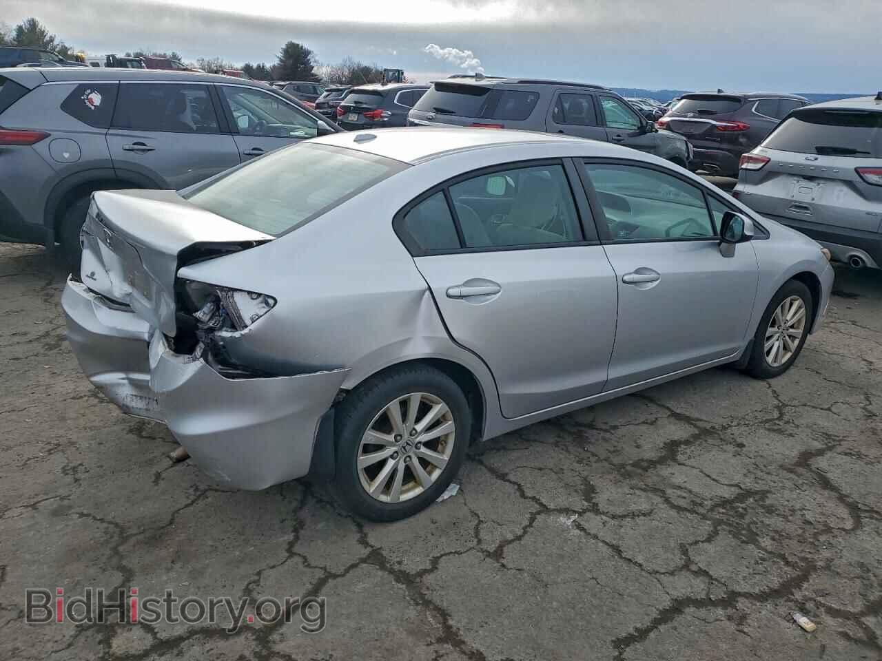2012 HONDA CIVIC - VIN: 2HGFB2F84CH526551 - Фото 3