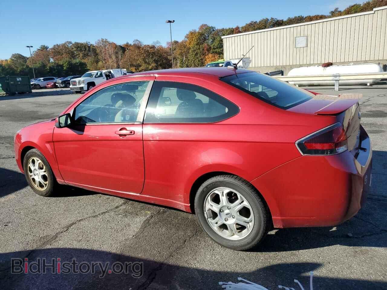 2010 FORD FOCUS - VIN: 1FAHP3CN1AW235650 - Фото 2