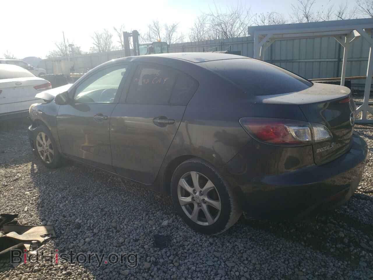 2010 MAZDA 3 - VIN: JM1BL1SF7A1109820 - Фото 2