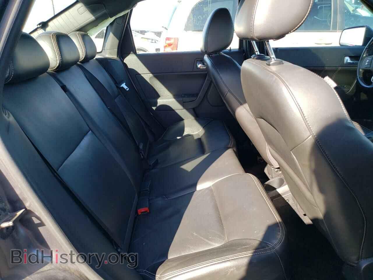 2011 FORD FOCUS - VIN: 1FAHP3GN9BW145352 - Photo 10