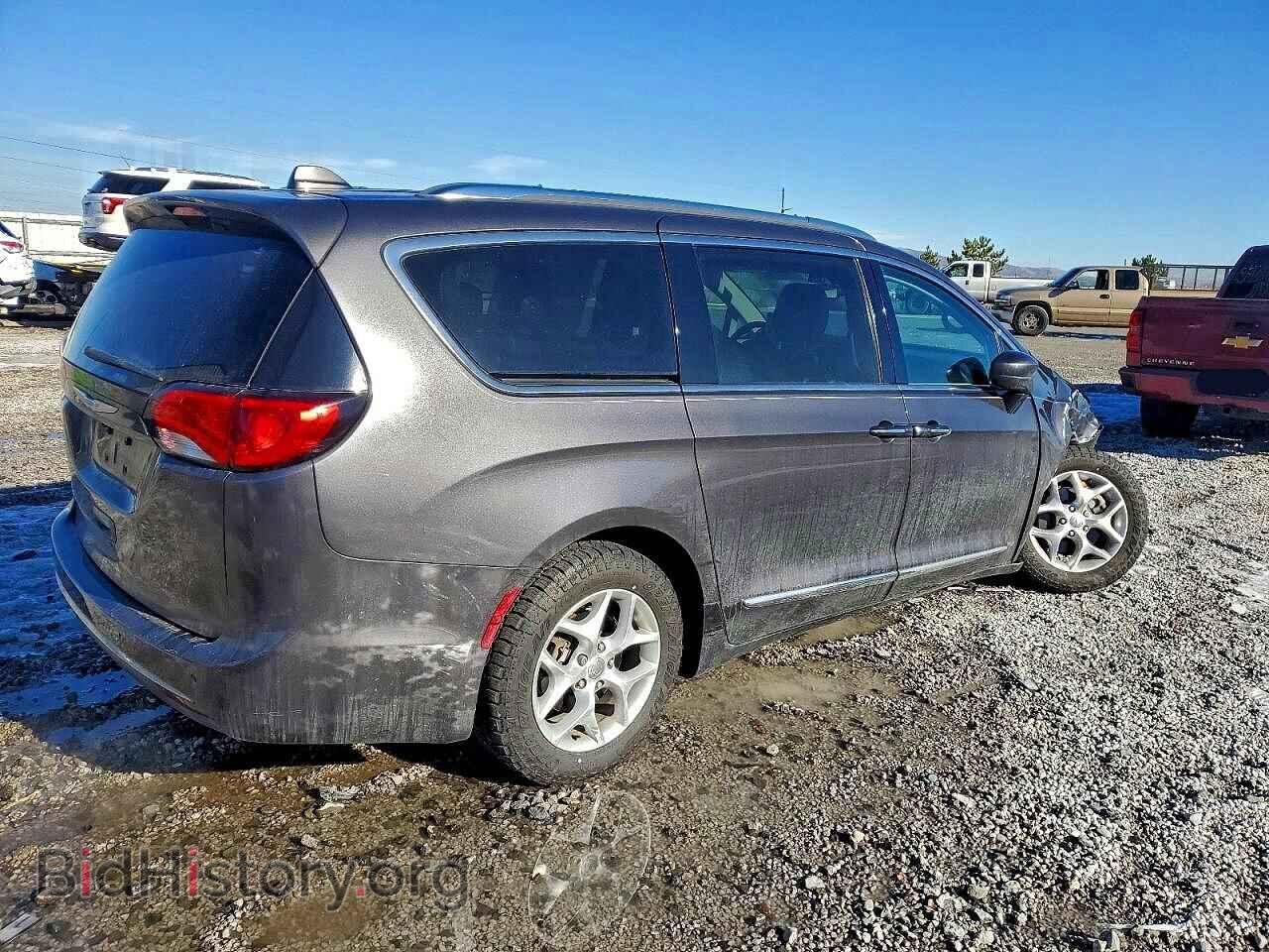 2017 CHRYSLER PACIFICA - VIN: 2C4RC1EG7HR628147 - Фото 3