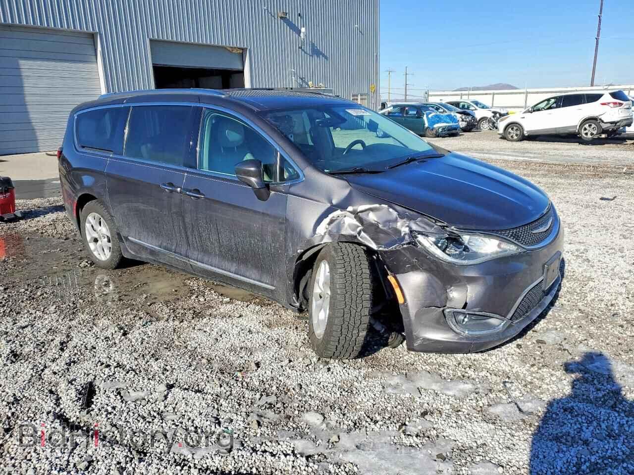 2017 CHRYSLER PACIFICA - VIN: 2C4RC1EG7HR628147 - Фото 4