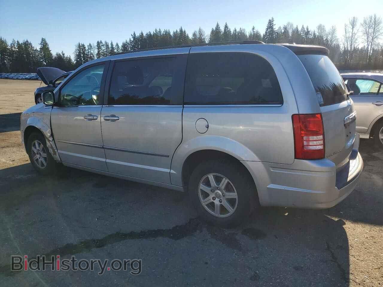 2010 CHRYSLER MINIVAN - VIN: 2A4RR5D16AR343975 - Photo 2