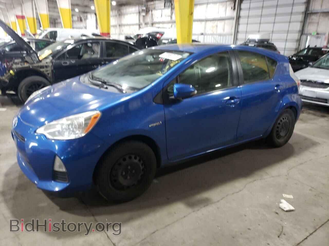 Фотография JTDKDTB37E1082722 - TOYOTA PRIUS 2014